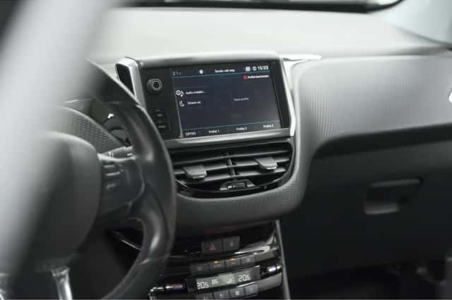 Peugeot 208 (2018) thumbnail 67