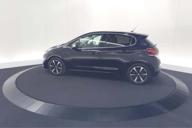 Peugeot 208 (2018) thumbnail 72