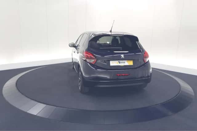 Peugeot 208 (2018) thumbnail 10