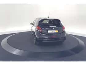 Peugeot 208 (2018) thumbnail 10