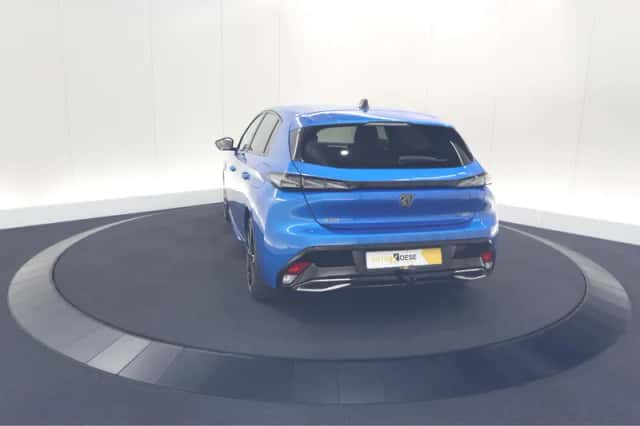 Peugeot 308 (2021) thumbnail 12