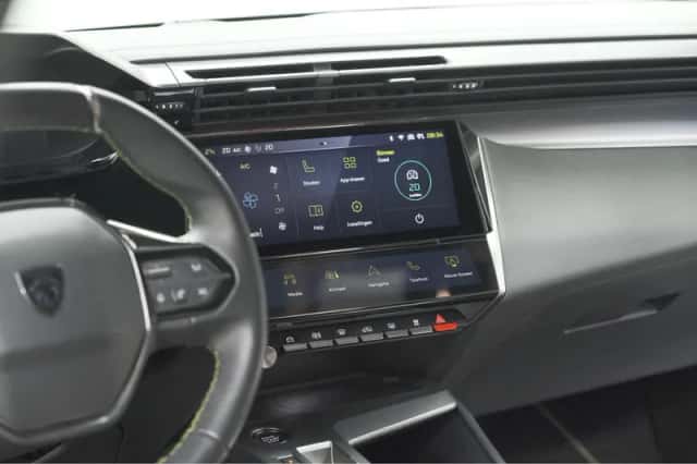 Peugeot 308 (2021) thumbnail 49