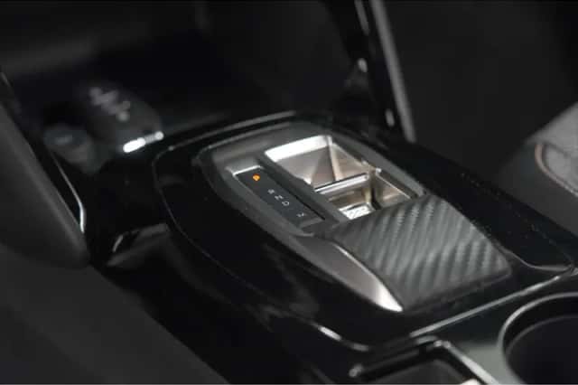 Peugeot 2008 (2025) thumbnail 39