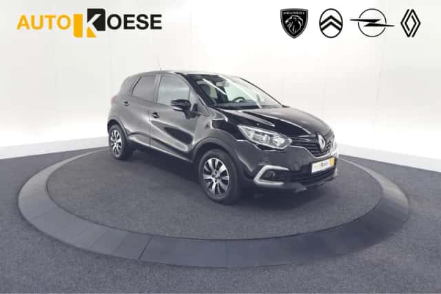 Renault Captur (2017) thumbnail 1