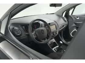 Renault Captur (2017) thumbnail 2