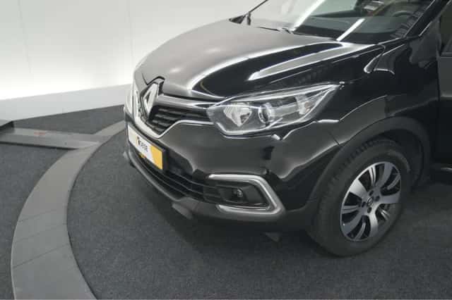 Renault Captur (2017) thumbnail 12