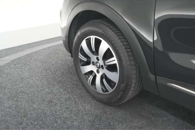 Renault Captur (2017) thumbnail 14
