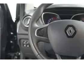 Renault Captur (2017) thumbnail 25