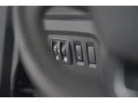 Renault Captur (2017) thumbnail 29