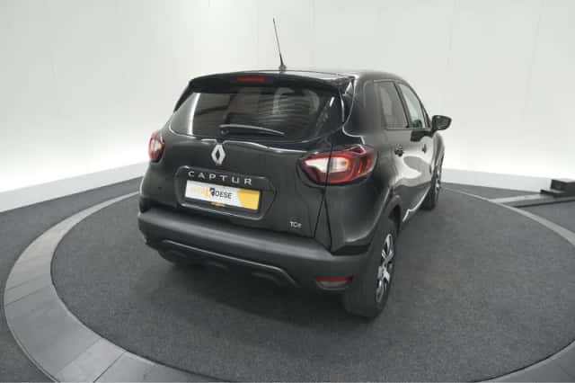 Renault Captur (2017) thumbnail 46