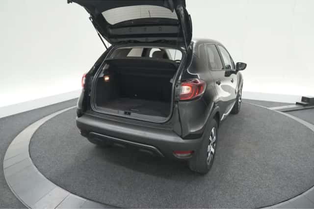 Renault Captur (2017) thumbnail 47