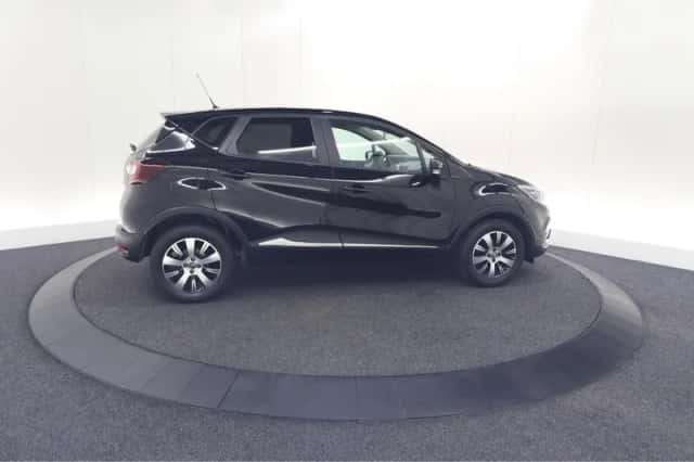 Renault Captur (2017) thumbnail 8