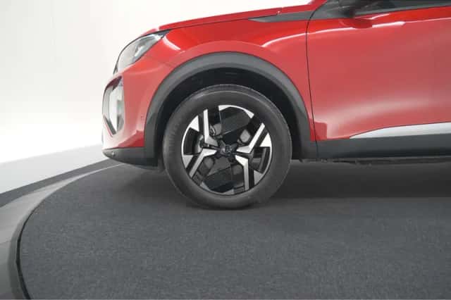 Peugeot 2008 (2025) thumbnail 18