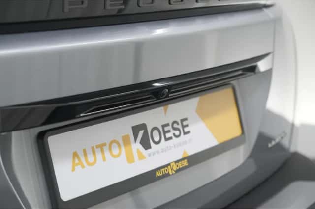 Peugeot 2008 (2025) thumbnail 4