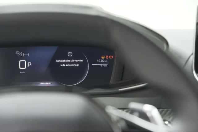 Peugeot 2008 (2025) thumbnail 39