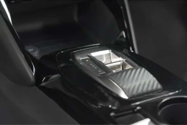 Peugeot 2008 (2025) thumbnail 41