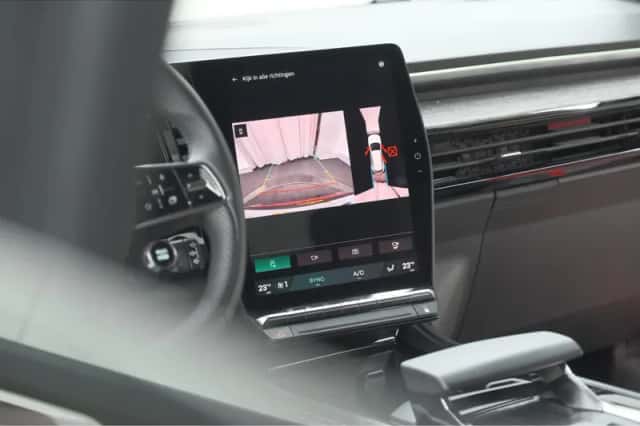 Renault Austral (2025) thumbnail 12