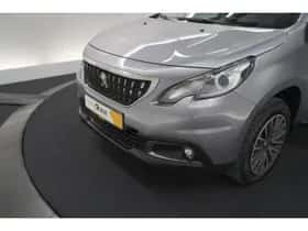 Peugeot 2008 (2018) thumbnail 13