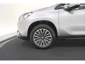 Peugeot 2008 (2018) thumbnail 14