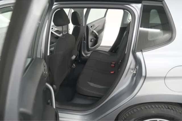 Peugeot 2008 (2018) thumbnail 20