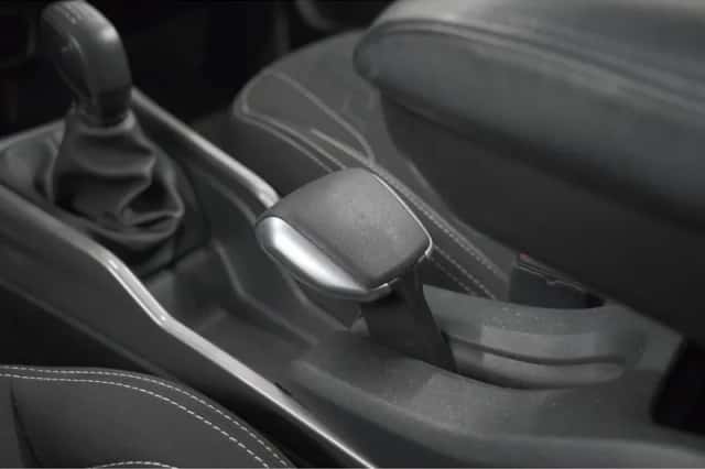 Peugeot 2008 (2018) thumbnail 31