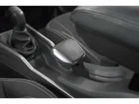 Peugeot 2008 (2018) thumbnail 31