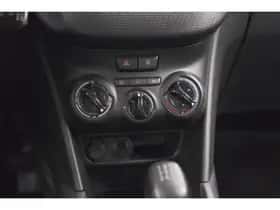 Peugeot 2008 (2018) thumbnail 34