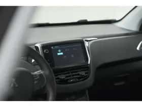 Peugeot 2008 (2018) thumbnail 37