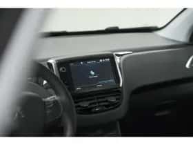 Peugeot 2008 (2018) thumbnail 38