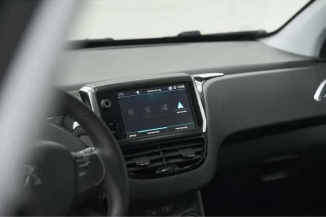 Peugeot 2008 (2018) thumbnail 40