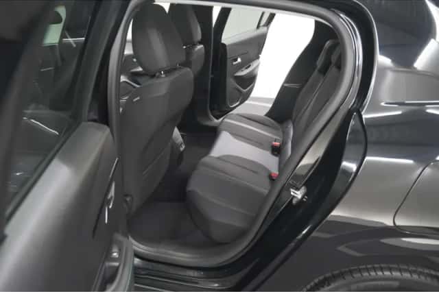 Peugeot 208 (2022) thumbnail 22