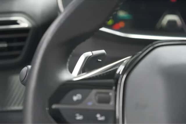 Peugeot 208 (2022) thumbnail 28