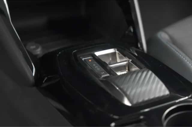 Peugeot 208 (2022) thumbnail 36