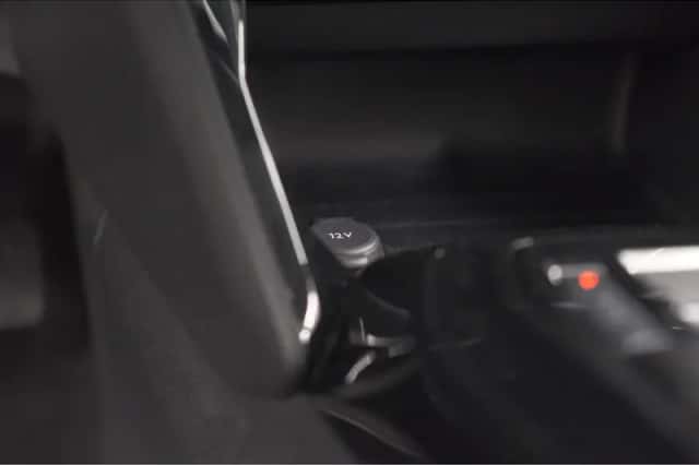 Peugeot 208 (2022) thumbnail 37