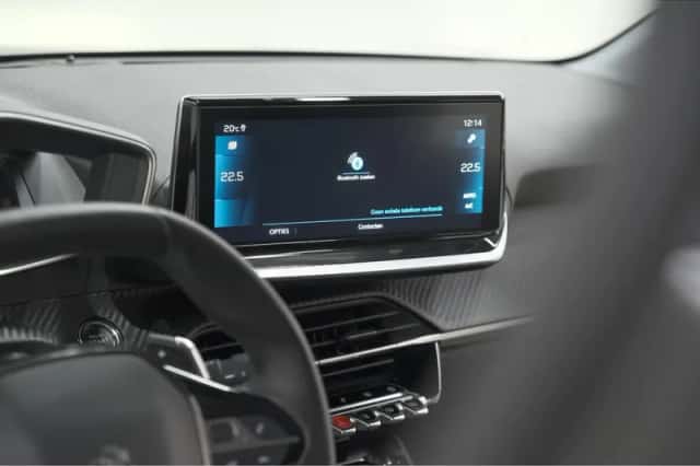 Peugeot 208 (2022) thumbnail 44