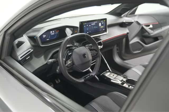 Peugeot e-208 (2025) thumbnail 2