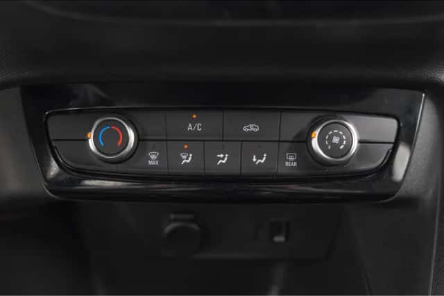 Opel Corsa (2022) thumbnail 34