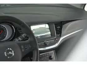 Opel Astra (2022) thumbnail 12