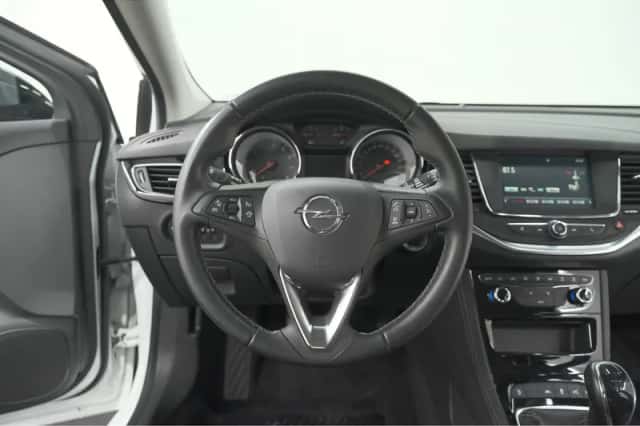Opel Astra (2022) thumbnail 27