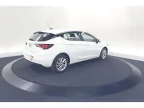 Opel Astra (2022) thumbnail 5