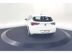 Opel Astra (2022) thumbnail 10
