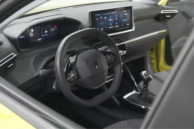 Peugeot 208 (2025) thumbnail 2