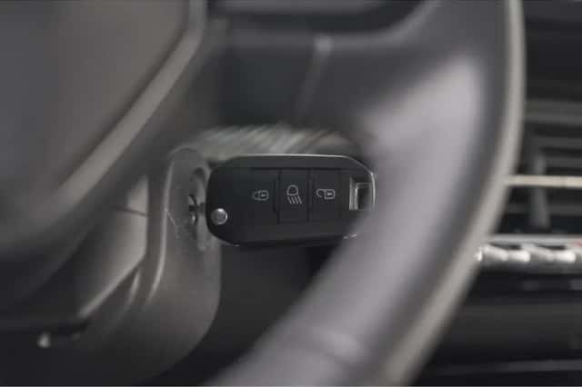 Peugeot 208 (2025) thumbnail 17