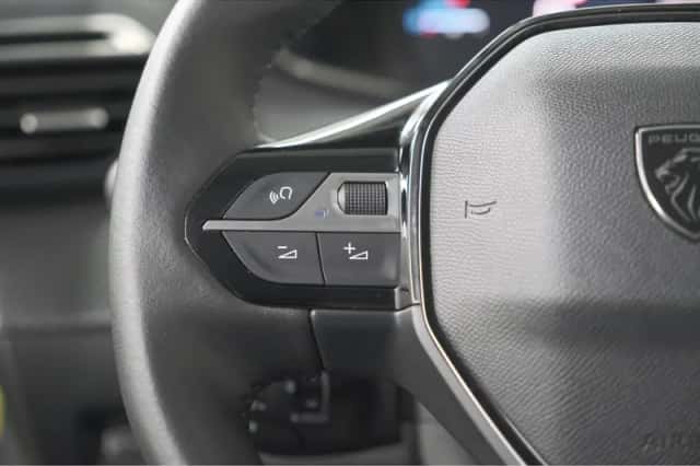 Peugeot 208 (2025) thumbnail 34