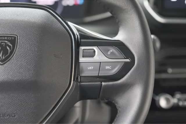 Peugeot 208 (2025) thumbnail 35