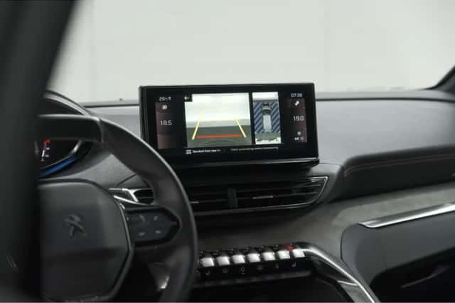 Peugeot 5008 (2022) thumbnail 14