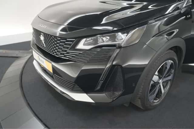 Peugeot 5008 (2022) thumbnail 16
