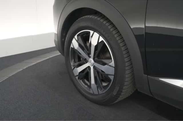 Peugeot 5008 (2022) thumbnail 20