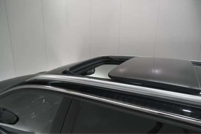 Peugeot 5008 (2022) thumbnail 24