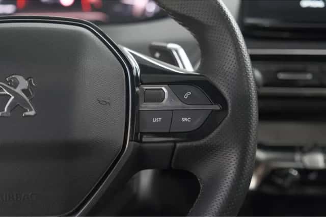 Peugeot 5008 (2022) thumbnail 37